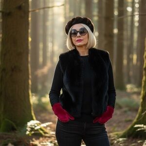 Surell Faux Fur Vest M / L